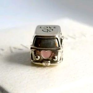 PANDORA Van Charm